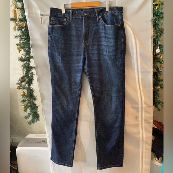 Lucky Brand Men’s, Athletic Straight, Medium-wash Jeans. Size 34x32. - Picture 2 of 6
